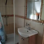Hous * Pelnik